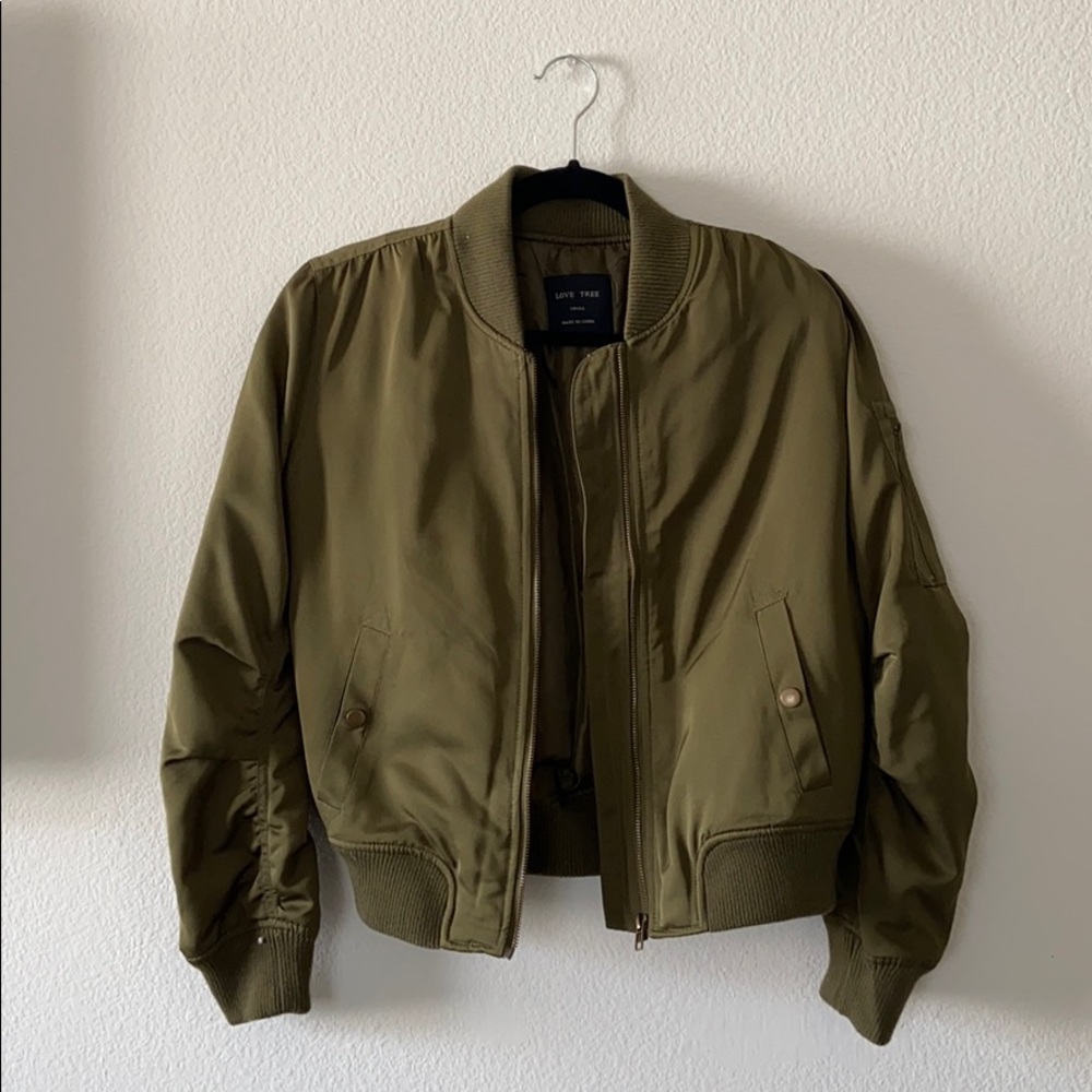 Bomber jacket